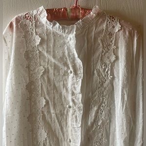 Beautiful white lace blouse size L